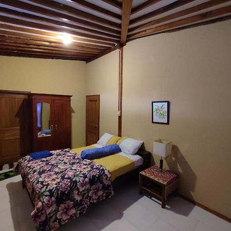Sanggar Pantcha Indra Guest House Kemuning Exterior photo