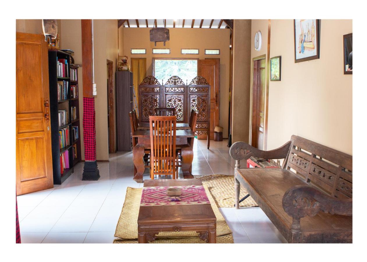 Sanggar Pantcha Indra Guest House Kemuning Exterior photo